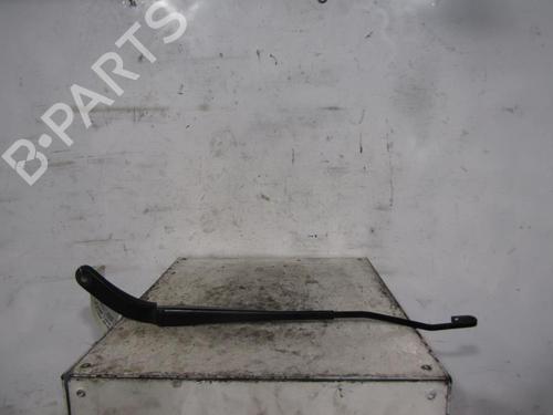 Used Front windshield wiper arm RENAULT MEGANE II Saloon (LM0/1_) 1.5 dCi (LM02, LM13, LM2A) (101 hp) 25063632