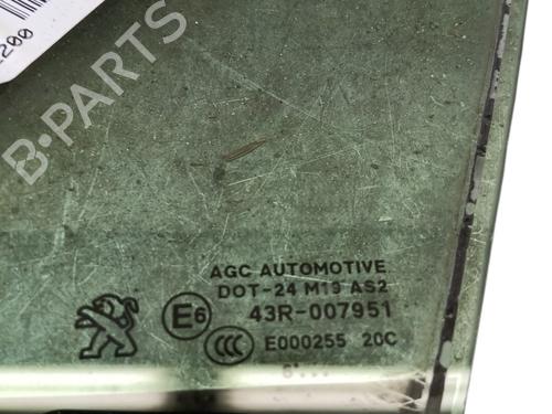front-left-quarter-glass-peugeot-2008-i-cu_-2013-33307858 main image