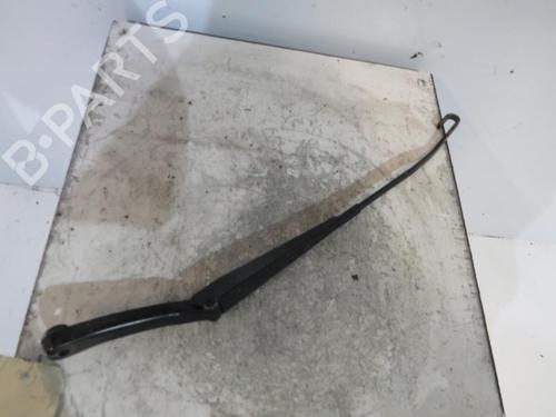 Used Front windshield wiper arm CITROËN BERLINGO / BERLINGO FIRST MPV (MF_, GJK_, GFK_) 1.9 D (MFWJZ) (70 hp) 25086309