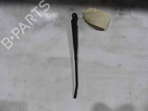 Used Rear windshield wiper arm TOYOTA HIACE IV Van (__H1_, __H2_) 2.5 D-4D (KLH12, KLH22) (95 hp) 25065309