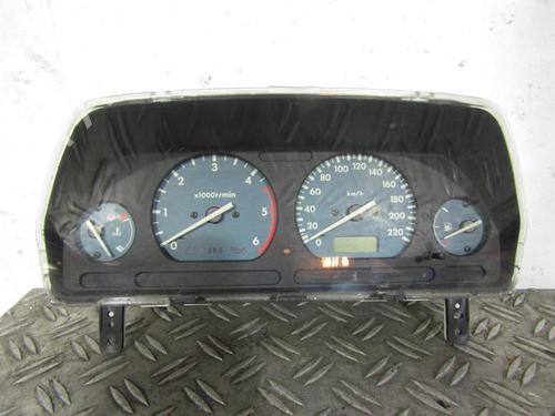 Used Instrument cluster LAND ROVER FREELANDER I (L314) 2.0 DI 4x4 (98 hp) 25080329
