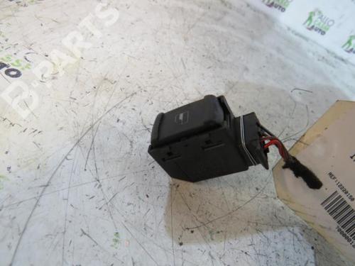 Used Right front window switch Right front window switch VW BORA Variant (1J6) 1.9 TDI (130 hp) 10610688 10610688