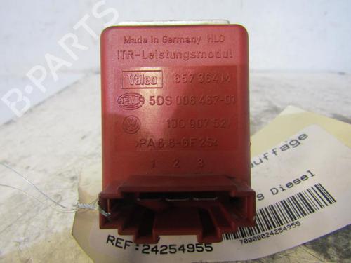 Used Heater resistor Heater resistor SEAT IBIZA II (6K1) 1.9 TDI (90 hp) 25079383 25079383