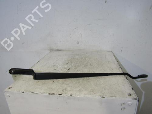 Used Front windshield wiper arm AUDI A3 (8L1) 1.9 TDI (130 hp) 25094529
