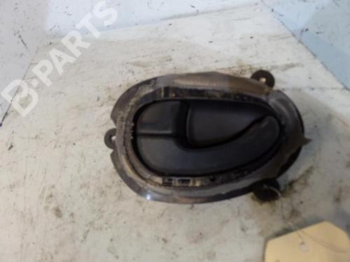 Used Rear left interior door handle Rear left interior door handle PEUGEOT 406 Break (8E/F) 1.9 D (75 hp) 10608612 10608612