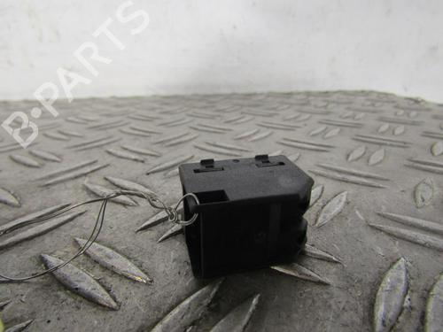 Right rear window switch SKODA OCTAVIA I Combi (1U5) 1.9 TDI | BP25091876I28 