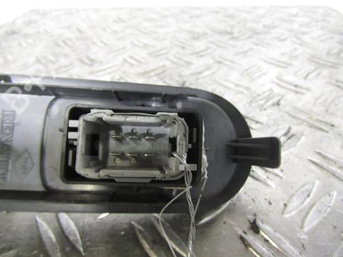 Used Right front window switch Right front window switch RENAULT SCÉNIC II (JM0/1_) [2003-2010] 25095815 25095815