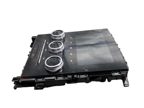 display-monitor-renault-megane-iv-hatchback-b9amn_-2015-25059109 main image