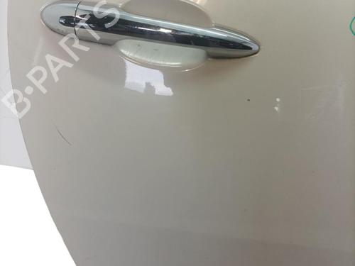 Used Right front door Right front door 25087676 25087676
