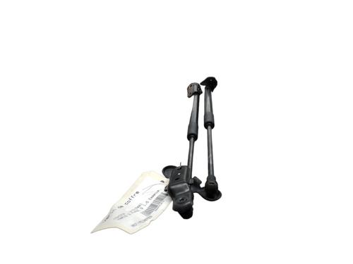 Tailgate lift support TOYOTA YARIS (_P13_) 1.5 (NSP131_) | BP25087265C138 