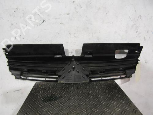 grille-citroen-c5-i-dc_-2001-2002-2003-2004-2005-25107941 main image