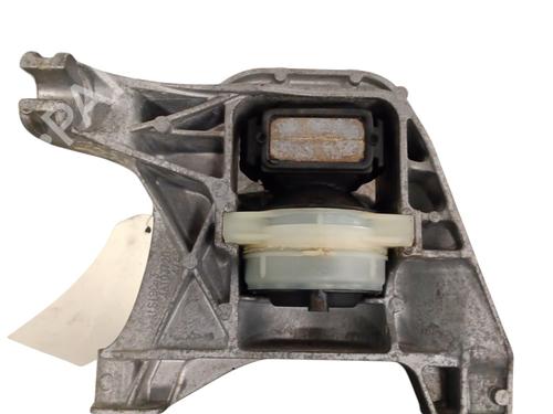 Used Engine mount Engine mount PEUGEOT 308 II (LB_, LP_, LW_, LH_, L3_) 1.6 BlueHDi 120 (120 hp) 33804175 33804175