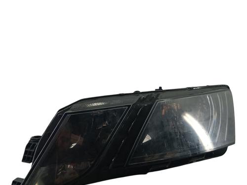 Used Left headlight SKODA OCTAVIA III Combi (5E5, 5E6) 1.5 TSI (150 hp) 30204144