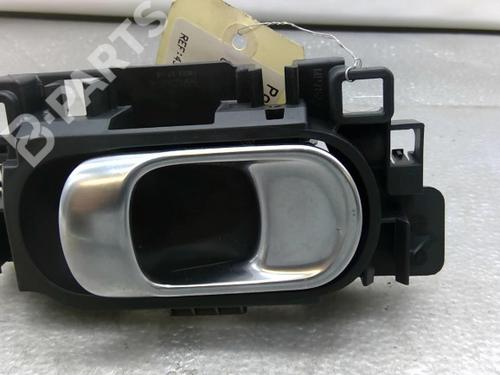 Used Rear left interior door handle Rear left interior door handle CITROËN C3 / C3 ORIGIN III (SX) 1.2 PureTech 82 (83 hp) 10582148 10582148