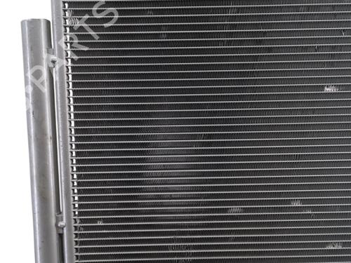 Kondensator Klimaanlage für DACIA SANDERO II TCe 90 (B8M1, B8MA, B8AC) (90 hp) 30739051