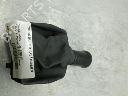Used Shift knob Shift knob VW POLO IV (9N_, 9A_) 1.4 TDI (80 hp) 25062694 25062694