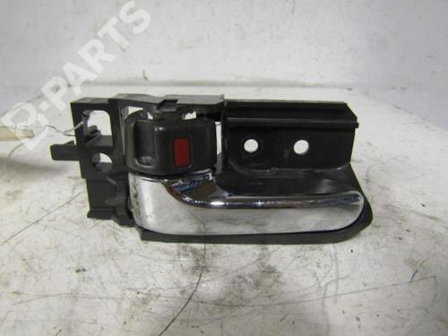 Used Front left interior door handle Front left interior door handle TOYOTA AVENSIS (_T25_) 2.0 D-4D (CDT250_, CDT250R) (116 hp) 10597856 10597856