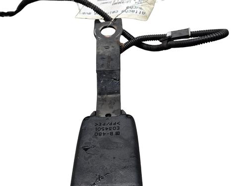 Used Seat buckle Seat buckle TOYOTA AURIS (_E18_) 2.0 D-4D (ADE186_, ADE186R) (124 hp) 25071546 25071546