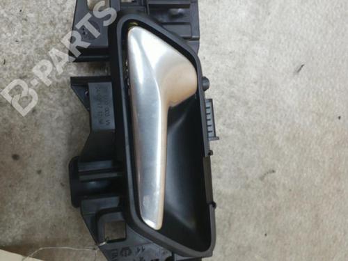 Used Front left interior door handle Front left interior door handle PEUGEOT 308 II (LB_, LP_, LW_, LH_, L3_) 1.2 THP 130 (131 hp) 10576815 10576815