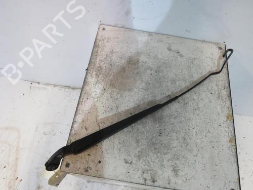 Used Front windshield wiper arm CHRYSLER VOYAGER IV (RG, RS) 2.5 CRD (141 hp) 25070807