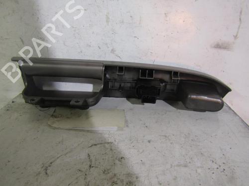 Used Left rear window switch Left rear window switch KIA CARENS II MPV (FJ) 2.0 CRDi (113 hp) 25106010 25106010