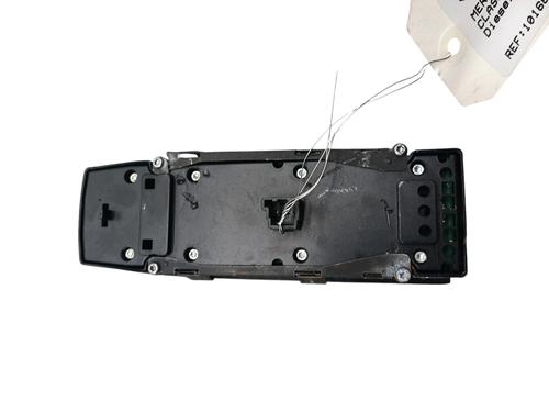 Used Left front window switch Left front window switch MERCEDES-BENZ GLA-CLASS (X156) GLA 220 d (156.903) (177 hp) 25097842 25097842