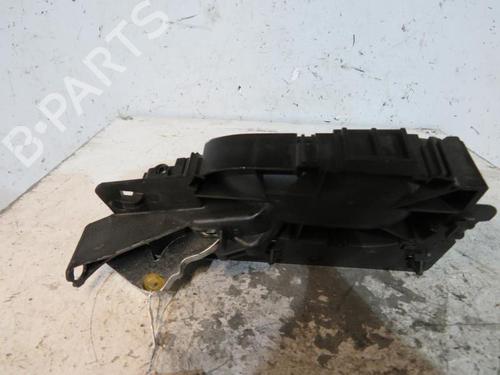 Used Front right interior door handle Front right interior door handle PEUGEOT 307 Break (3E) 1.6 HDi (90 hp) 25109898 25109898