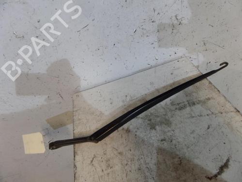 Used Front windshield wiper arm ALFA ROMEO GT (937_) 1.9 JTD (937CXN1B) (150 hp) 25096791