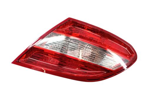 Used Right taillight MERCEDES-BENZ C-CLASS (W204) C 220 CDI (204.008) (170 hp) 27586087