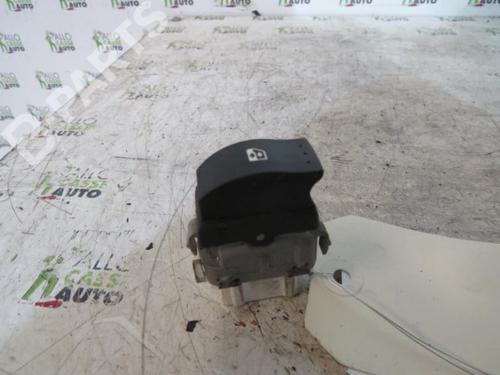 Used Right rear window switch Right rear window switch RENAULT ESPACE IV (JK0/1_) 2.2 dCi (JK0H) (150 hp) 10610764 10610764