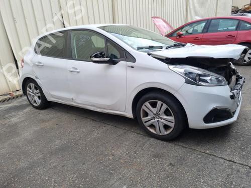 Left taillight PEUGEOT 208 I (CA_, CC_) 1.6 BlueHDi 100 | BP25099499C34 