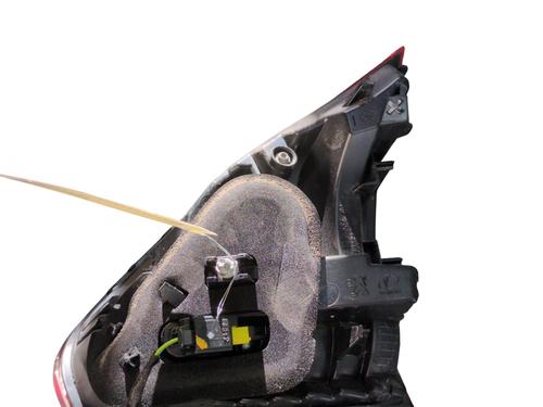 Right tailgate light PEUGEOT 2008 I (CU_) 1.2 THP 110 / PureTech 110 | BP32683857C80  - Image 5