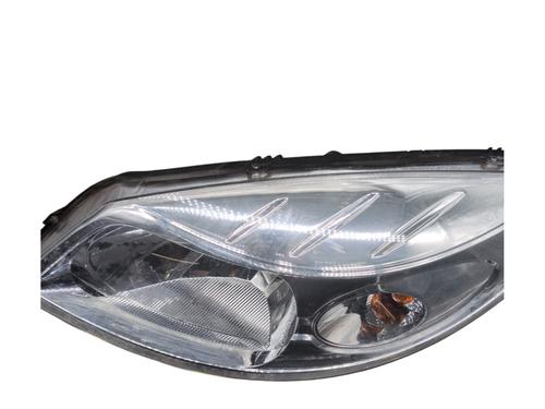 Venstre forlygte DACIA SANDERO 1.4 (BS0C, BS0A, BS0G, BS1F, BS0E) (75 hp) 30650459