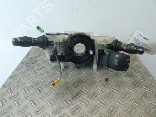 Steering column stalk RENAULT MEGANE III Grandtour (KZ0/1) 1.5 dCi (KZ1M, KZ1W, KZ0R) | BP25107147I23 
