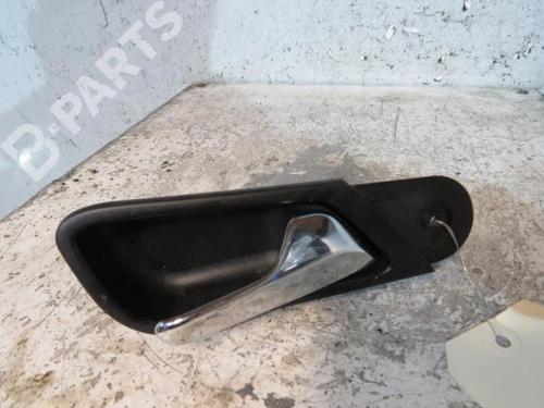 Used Front right interior door handle Front right interior door handle MERCEDES-BENZ CLK (C208) CLK 320 (208.365) (218 hp) 10604848 10604848