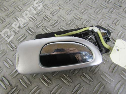 Used Rear left interior door handle Rear left interior door handle PEUGEOT 307 Break (3E) 1.6 HDi (90 hp) 10588194 10588194