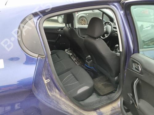 Seat buckle PEUGEOT 208 I (CA_, CC_) 1.4 HDi | BP25060375I32
