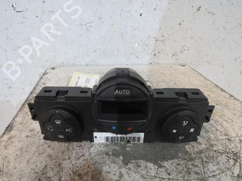 Used Climate control RENAULT MEGANE II (BM0/1_, CM0/1_) [2001-2012]  25066768