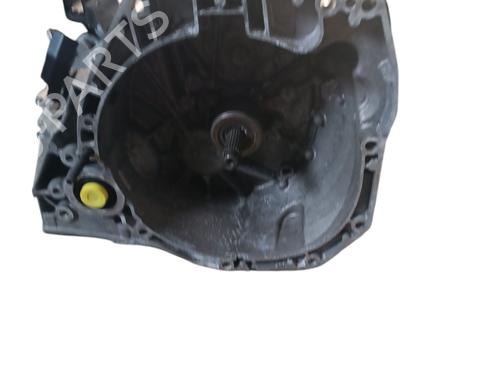 Used Gearbox Gearbox RENAULT KANGOO III Box Body/MPV 1.3 TCe 100 (FJMA) (102 hp) 25056842 25056842