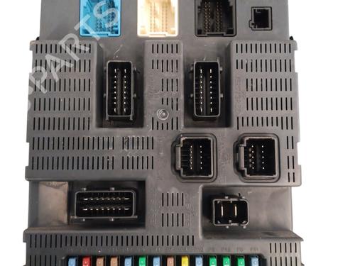 Fuse box PEUGEOT 1007 (KM_) 1.6 HDi | BP33869733E1 - Image 3