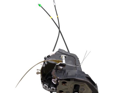 Used Rear left lock TOYOTA YARIS (_P13_) 1.5 Hybrid (NHP130_, NHP130) (101 hp) 29431065