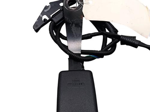 seat-buckle-toyota-yaris-_p13_-2010-2011-2012-2013-2014-2015-2016-2017-2018-2019-2020-28521678 main image