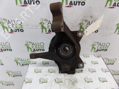 Used Left front steering knuckle Left front steering knuckle RENAULT SAFRANE I (B54_) 2.0 (B540) (105 hp) 25071294 25071294