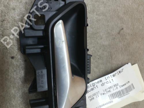 Used Front right interior door handle PEUGEOT 308 II (LB_, LP_, LW_, LH_, L3_) 1.2 THP 130 (131 hp) 25089805