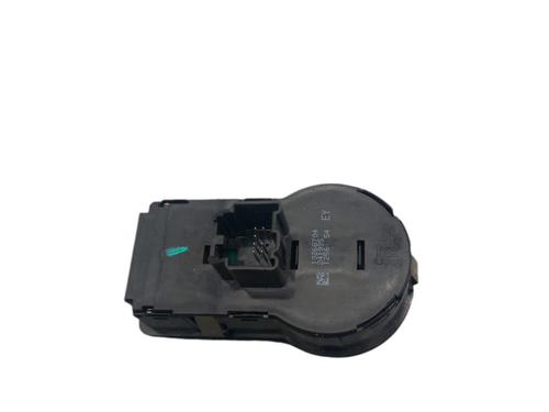 Used Switch Switch 25101012 25101012
