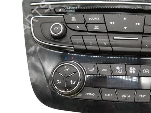 climate-control-peugeot-508-i-8d_-2010-2011-2012-2013-2014-2015-2016-2017-2018-25054403 main image