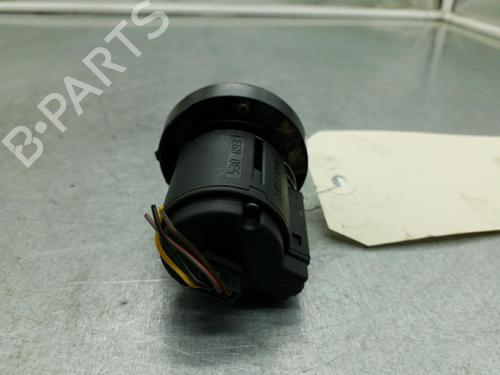Switch BMW 5 (E39) 523 i | BP25077886I30 
