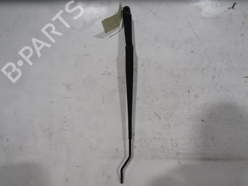 Used Front windshield wiper arm SSANGYONG STAVIC 2.7 270 sXDi (165 hp) 25069505