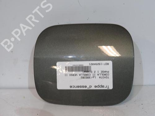 Used Fuel flap TOYOTA COROLLA (_E12_) 2.0 D-4D (CDE120R, CDE120L_) (116 hp) 25095191