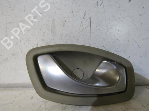 Used Front right interior door handle RENAULT LAGUNA III (BT0/1) 2.0 16V (BT05, BT0F, BT0W) (140 hp) 25090895